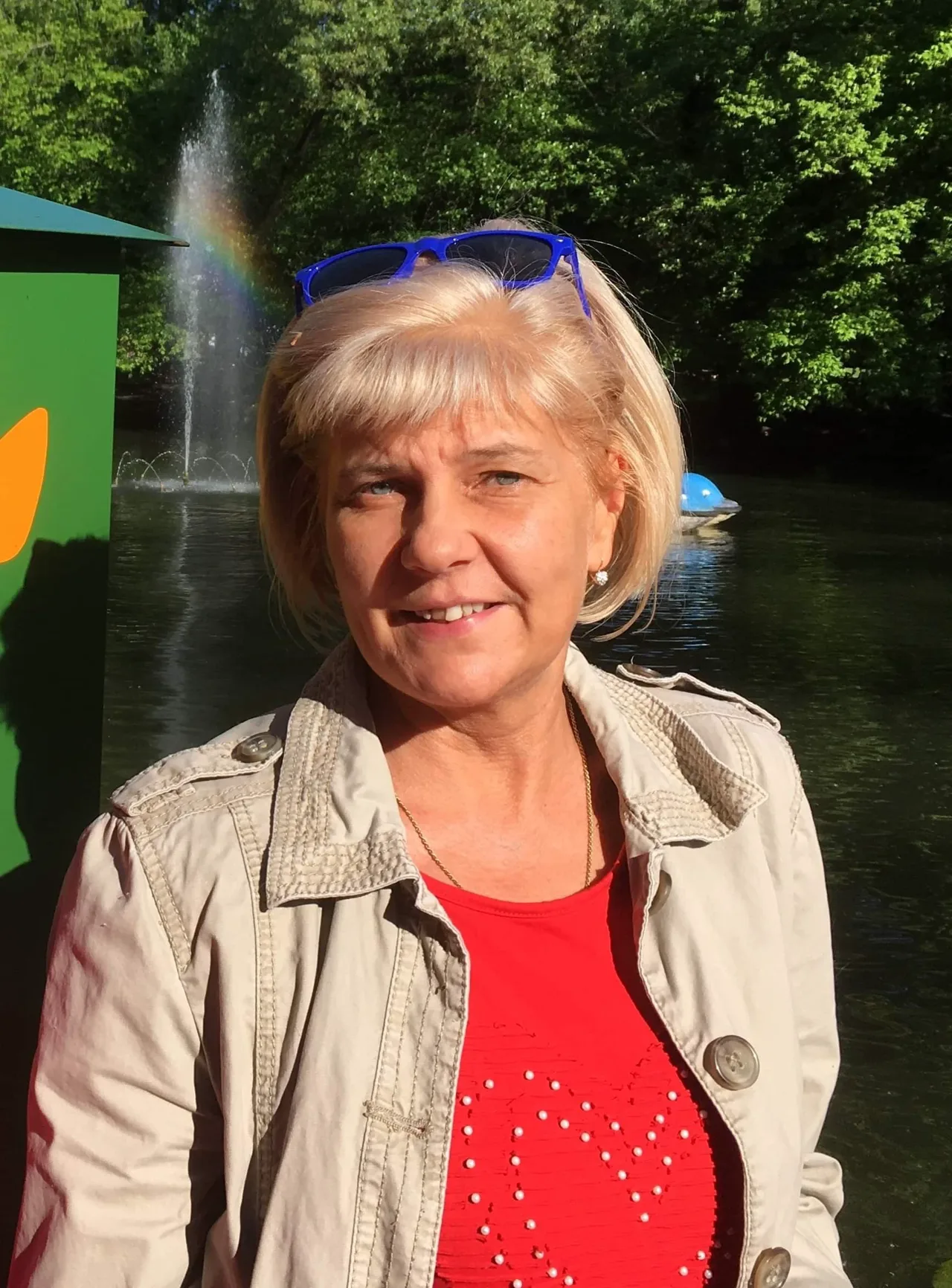 A képen a kolléganő látható